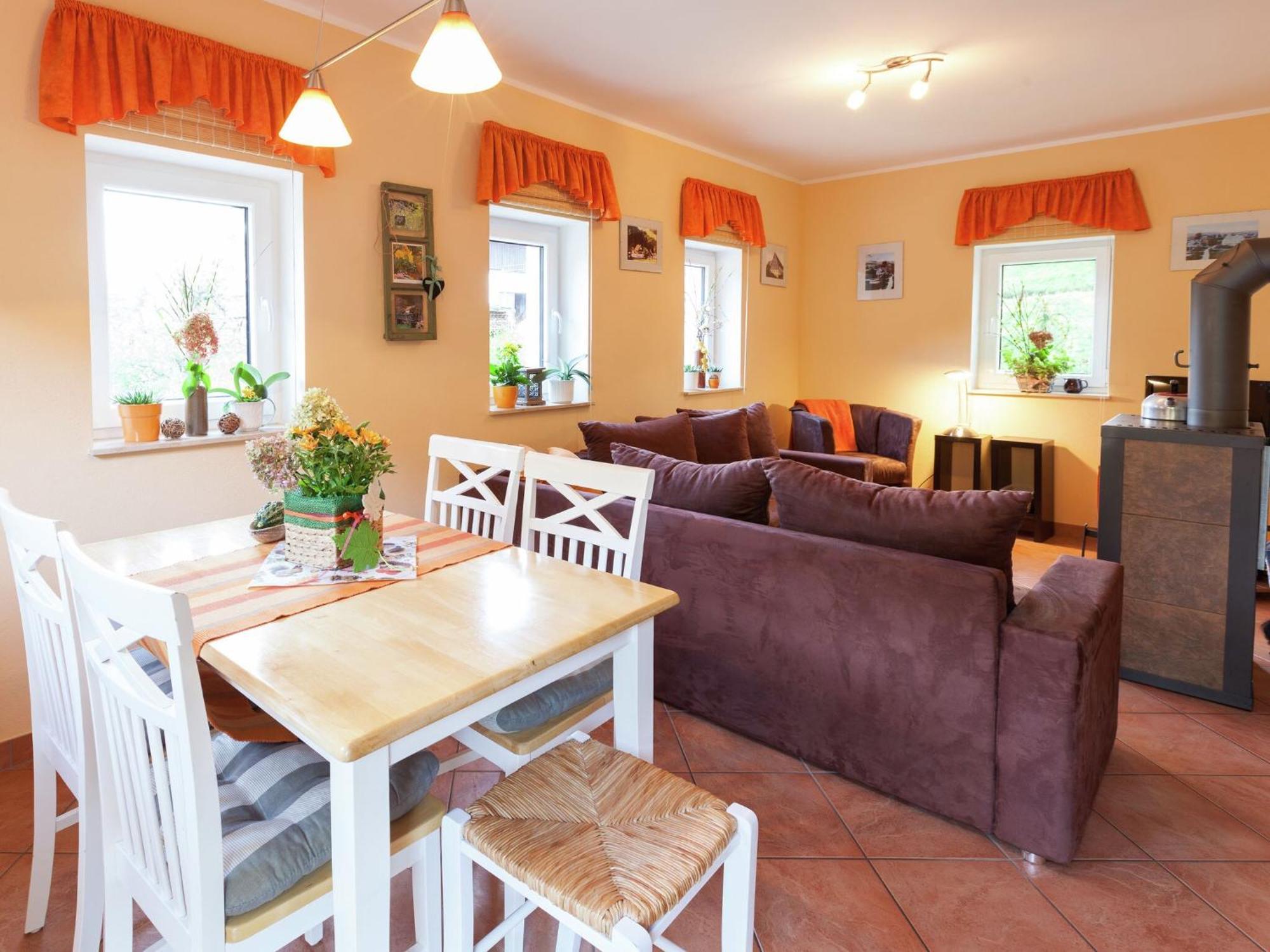 Charming Holiday Home In Hohnstein Ot Lohsdorf Luaran gambar
