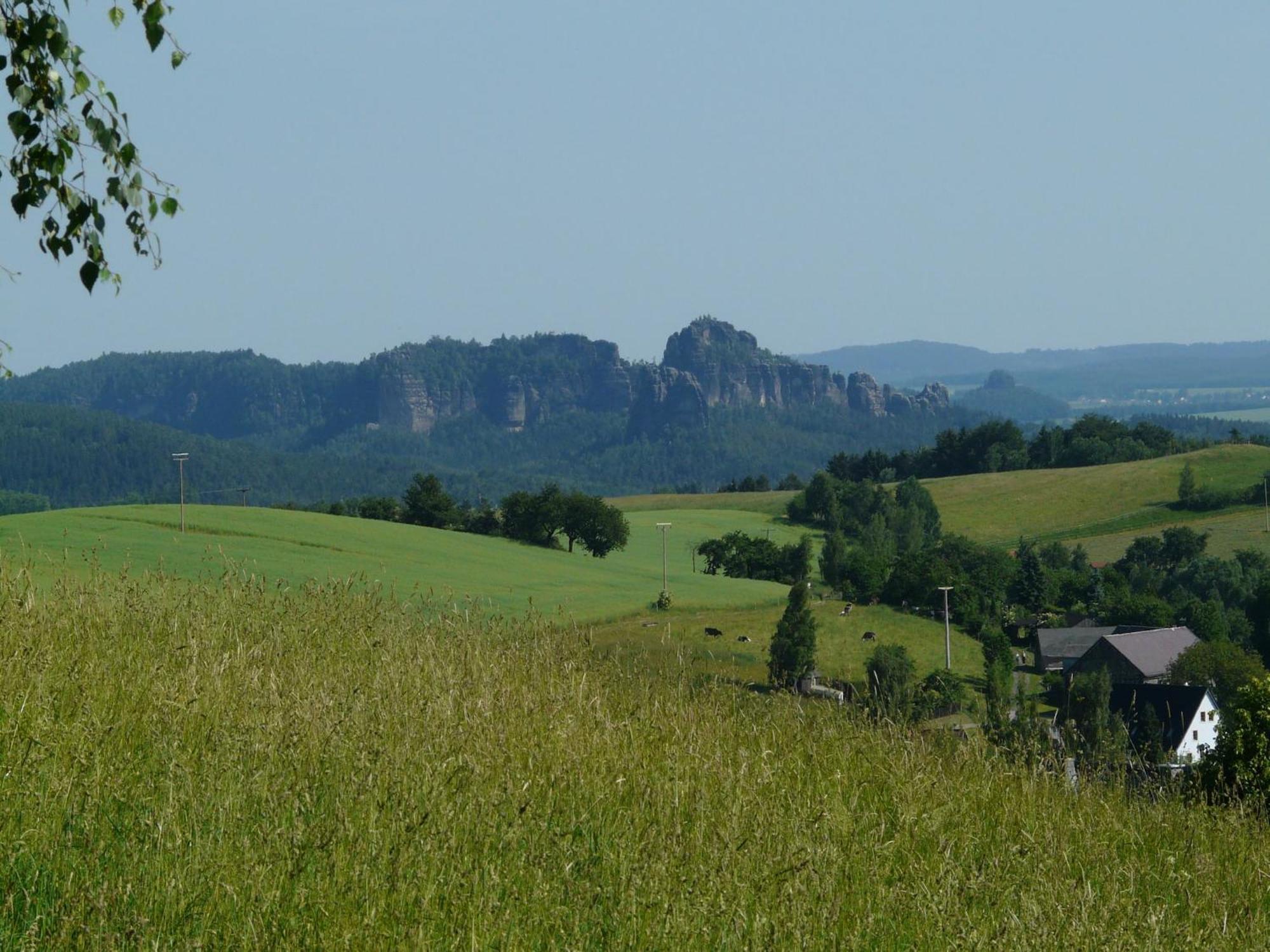 Charming Holiday Home In Hohnstein Ot Lohsdorf Luaran gambar