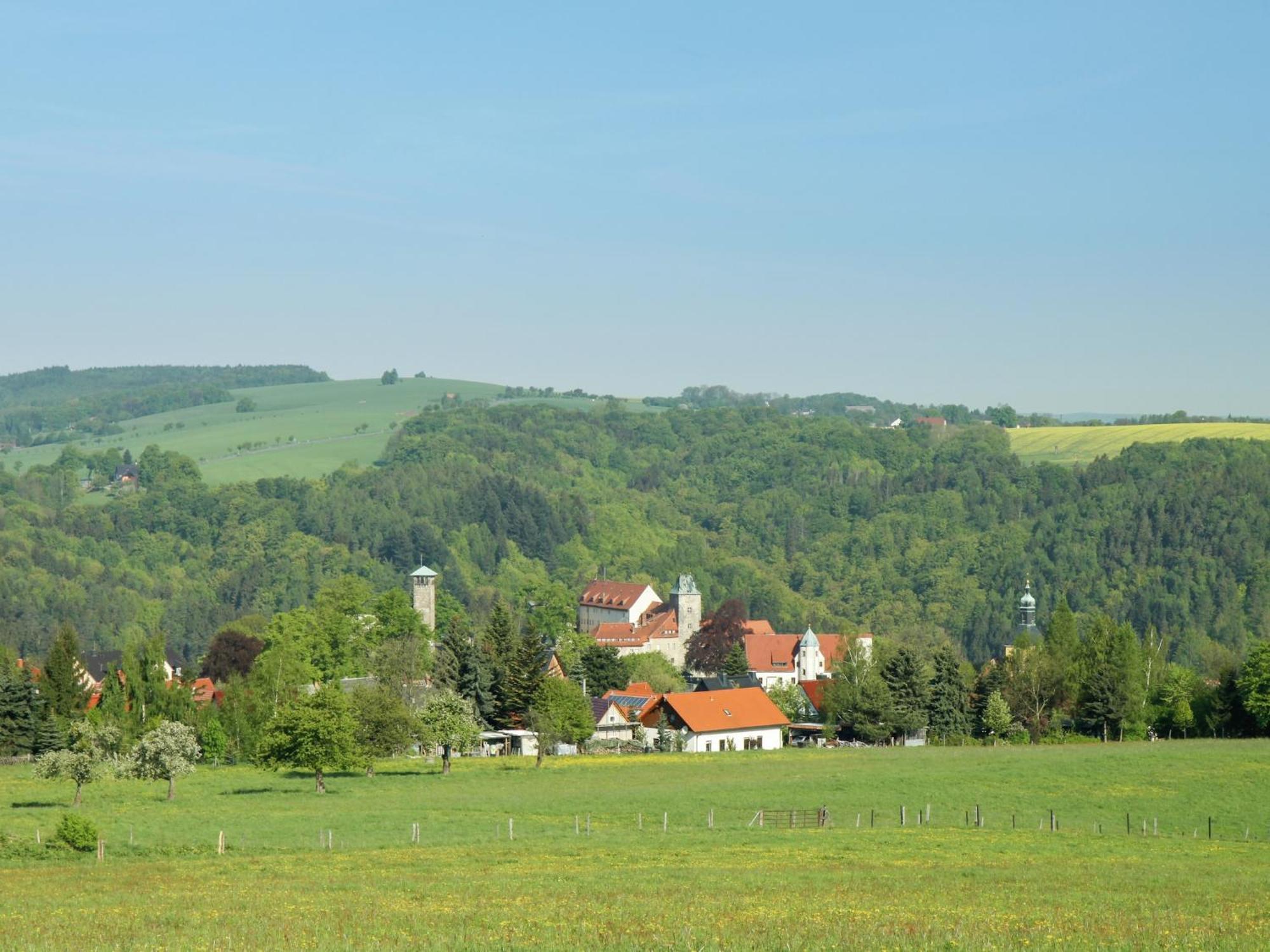 Charming Holiday Home In Hohnstein Ot Lohsdorf Luaran gambar